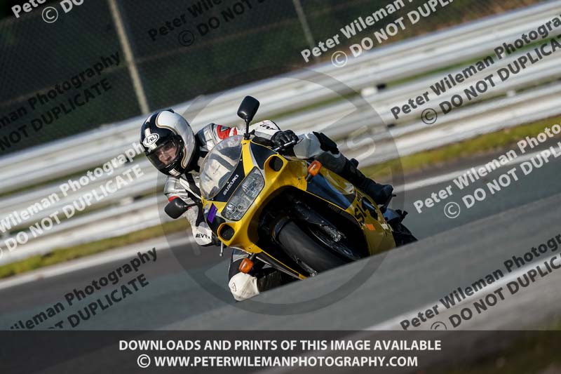 anglesey;brands hatch;cadwell park;croft;donington park;enduro digital images;event digital images;eventdigitalimages;mallory;no limits;oulton park;peter wileman photography;racing digital images;silverstone;snetterton;trackday digital images;trackday photos;vmcc banbury run;welsh 2 day enduro